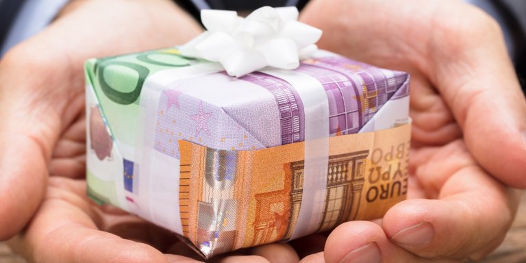 Wieviel Geld Schenkt Man Zur Hochzeit Als Eltern Tante Etc